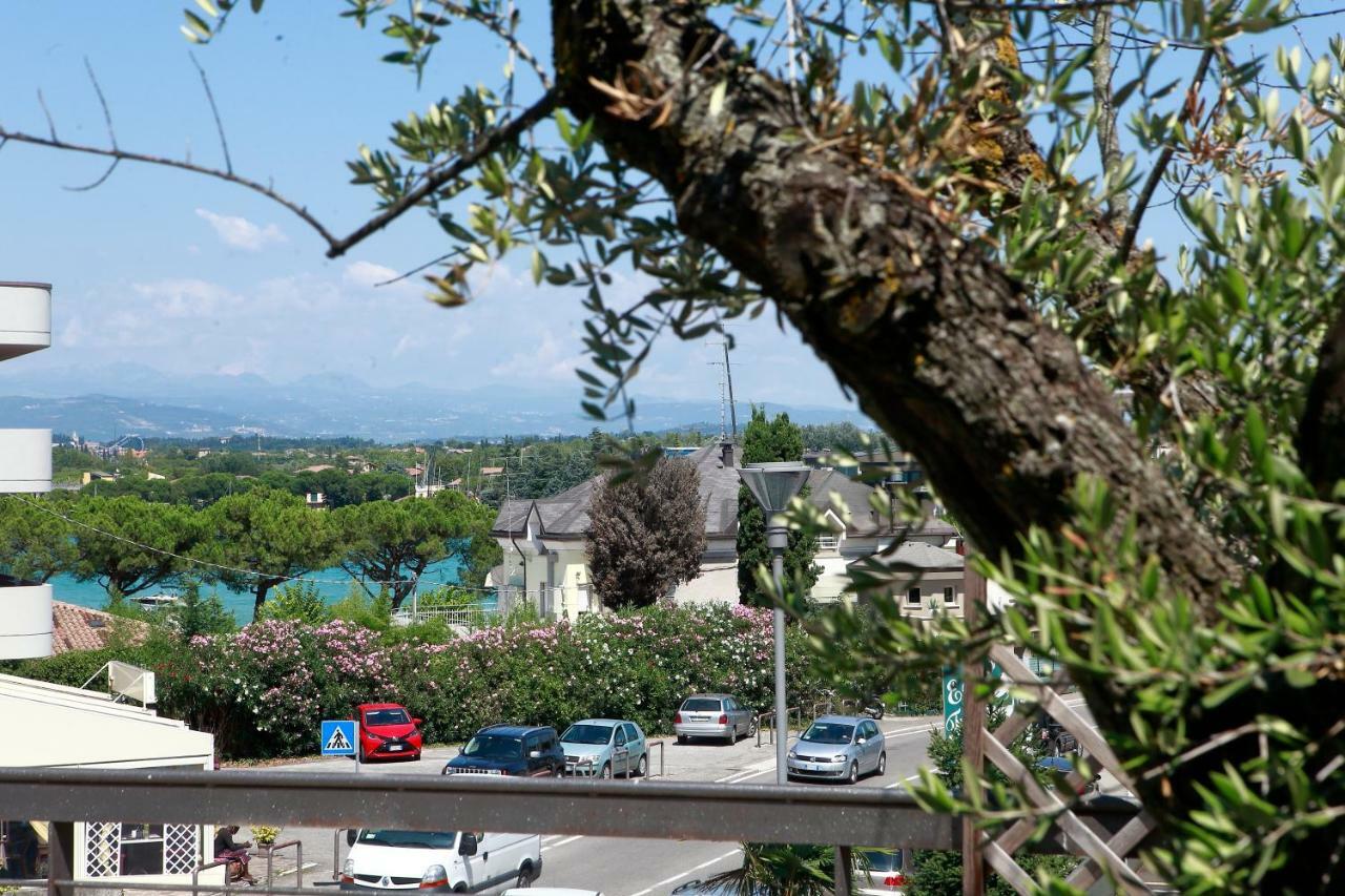 Camere Sul Garda بسكييرا ديل غاردا المظهر الخارجي الصورة