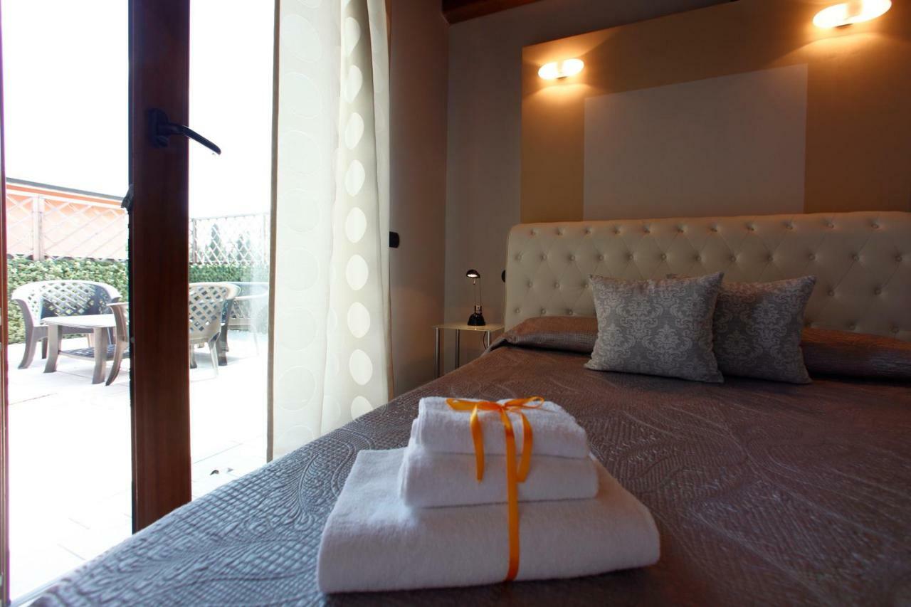 Camere Sul Garda بسكييرا ديل غاردا المظهر الخارجي الصورة