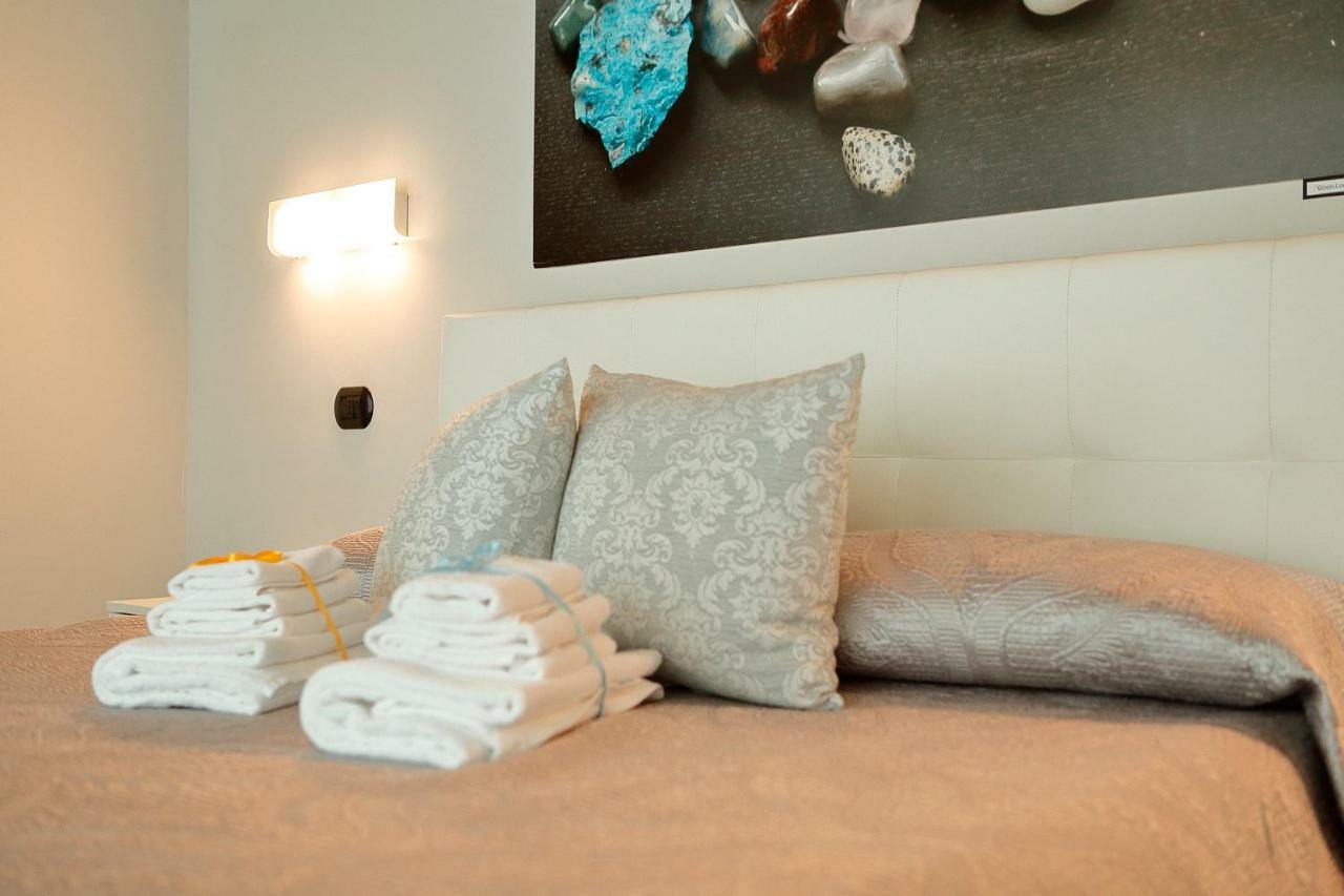 Camere Sul Garda بسكييرا ديل غاردا المظهر الخارجي الصورة