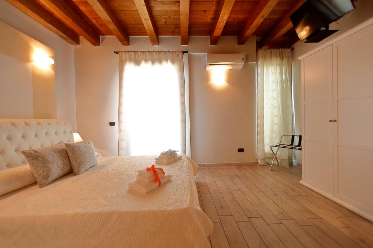 Camere Sul Garda بسكييرا ديل غاردا المظهر الخارجي الصورة