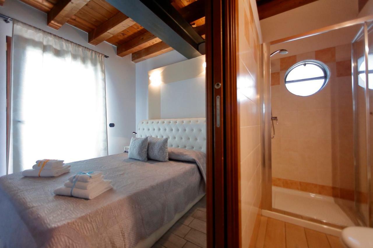 Camere Sul Garda بسكييرا ديل غاردا المظهر الخارجي الصورة